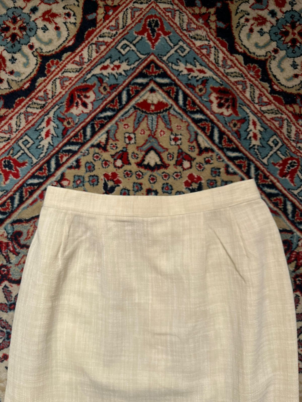 VTG Cream Textured Slit Pencil Skirt - 26