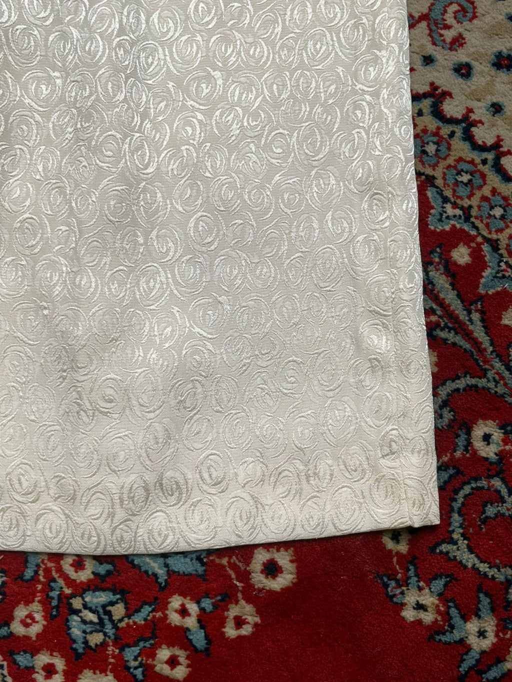 VTG White Floral Maxi Jacquard Rose Skirt - 24