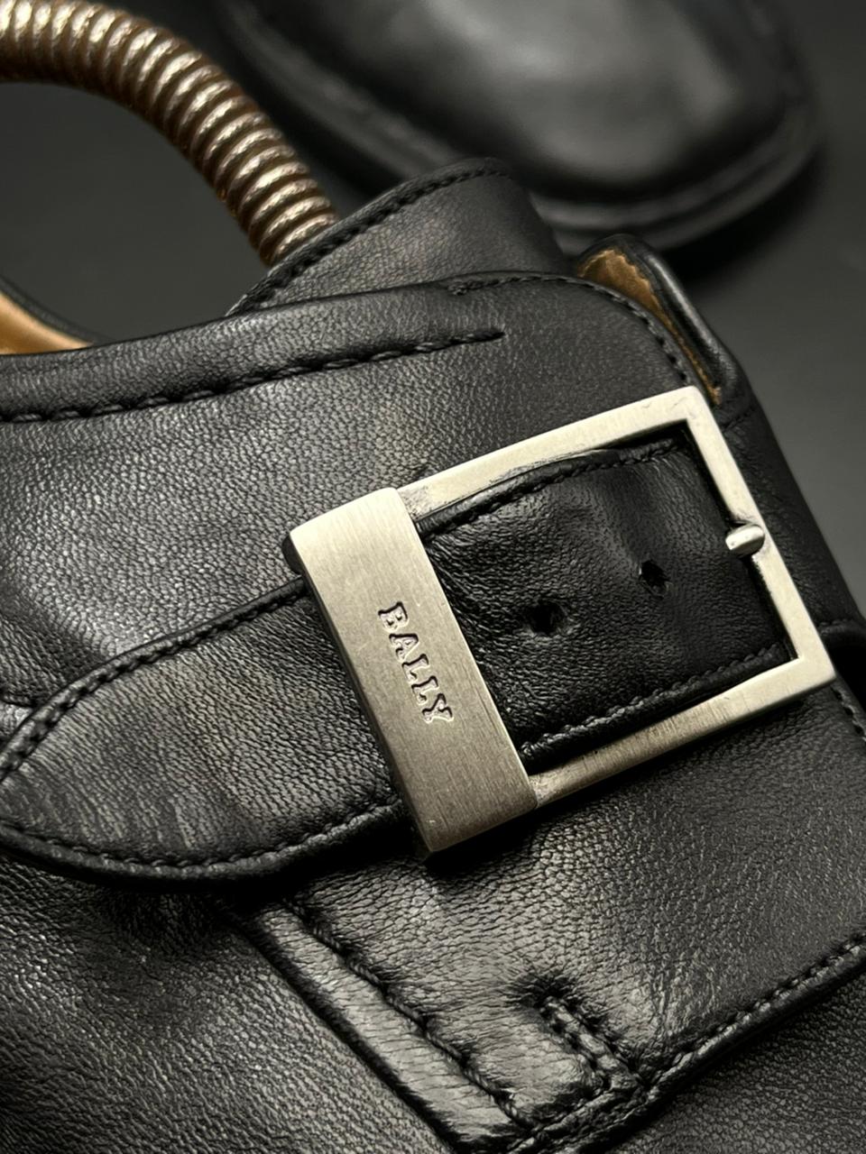 BALLY BLACK LEATHER SQUARE TOE SINGLE MONK STRAP Loafers