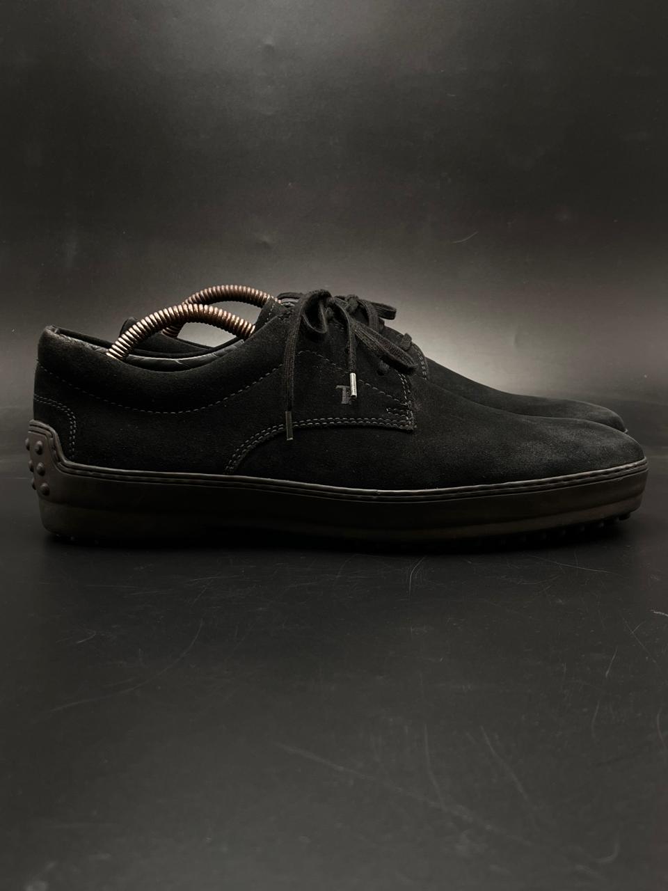 TOD'S BLACK SUEDE GOMMINI LACE-UP DRIVING SNEAKERS