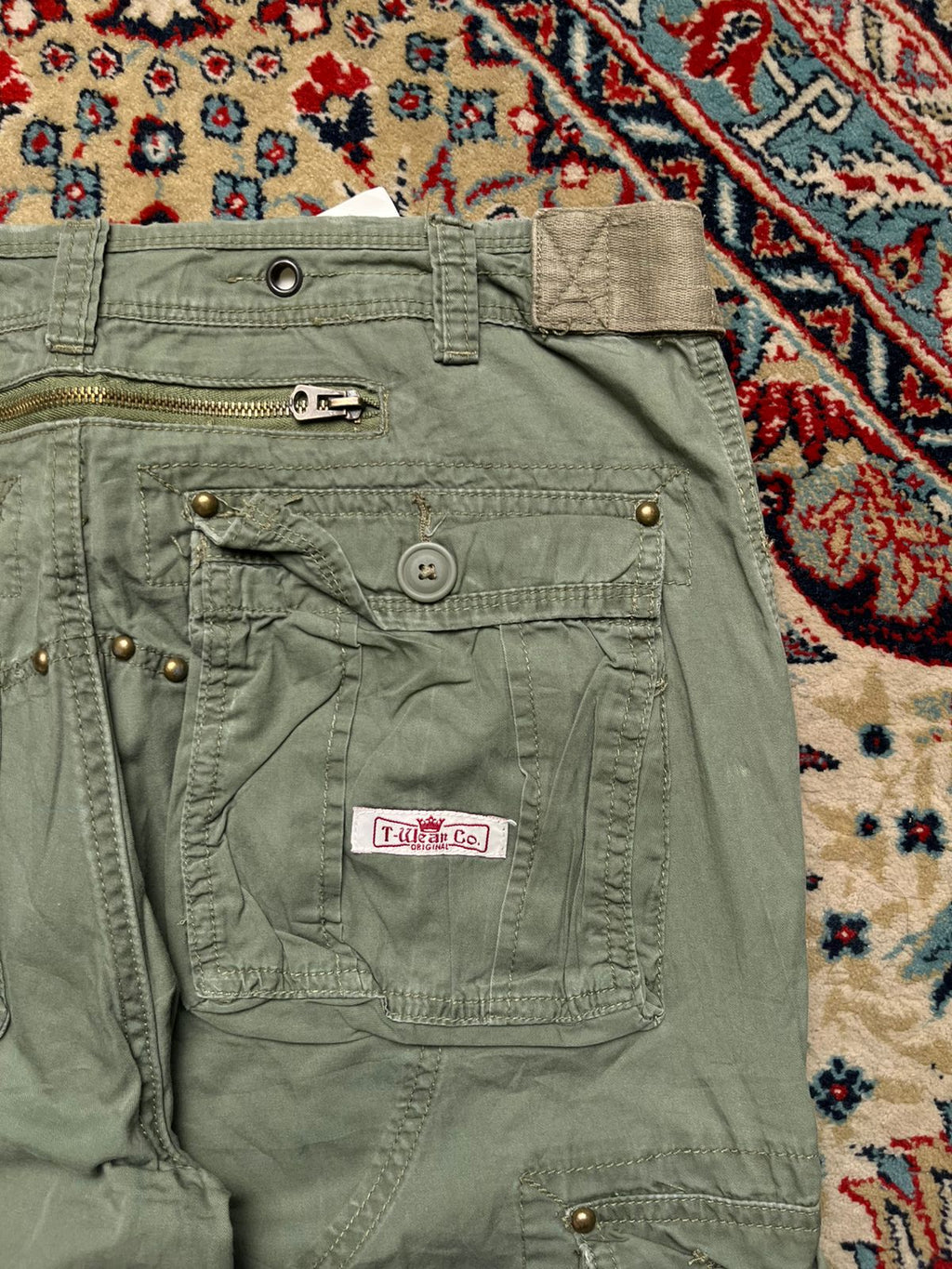 T-WEAR CO ORIGINAL SAGE GREEN DISTRESSED CARGO PANTS - 32