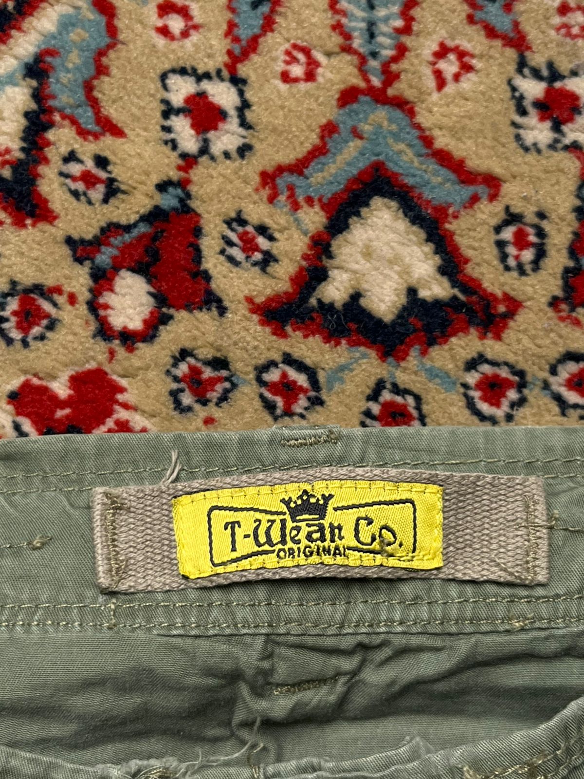 T-WEAR CO ORIGINAL SAGE GREEN DISTRESSED CARGO PANTS - 32