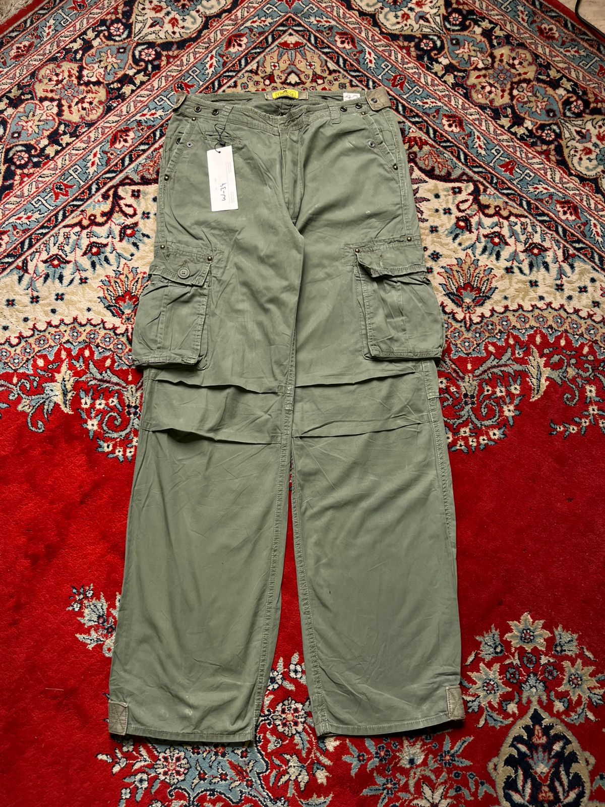 T-WEAR CO ORIGINAL SAGE GREEN DISTRESSED CARGO PANTS - 32