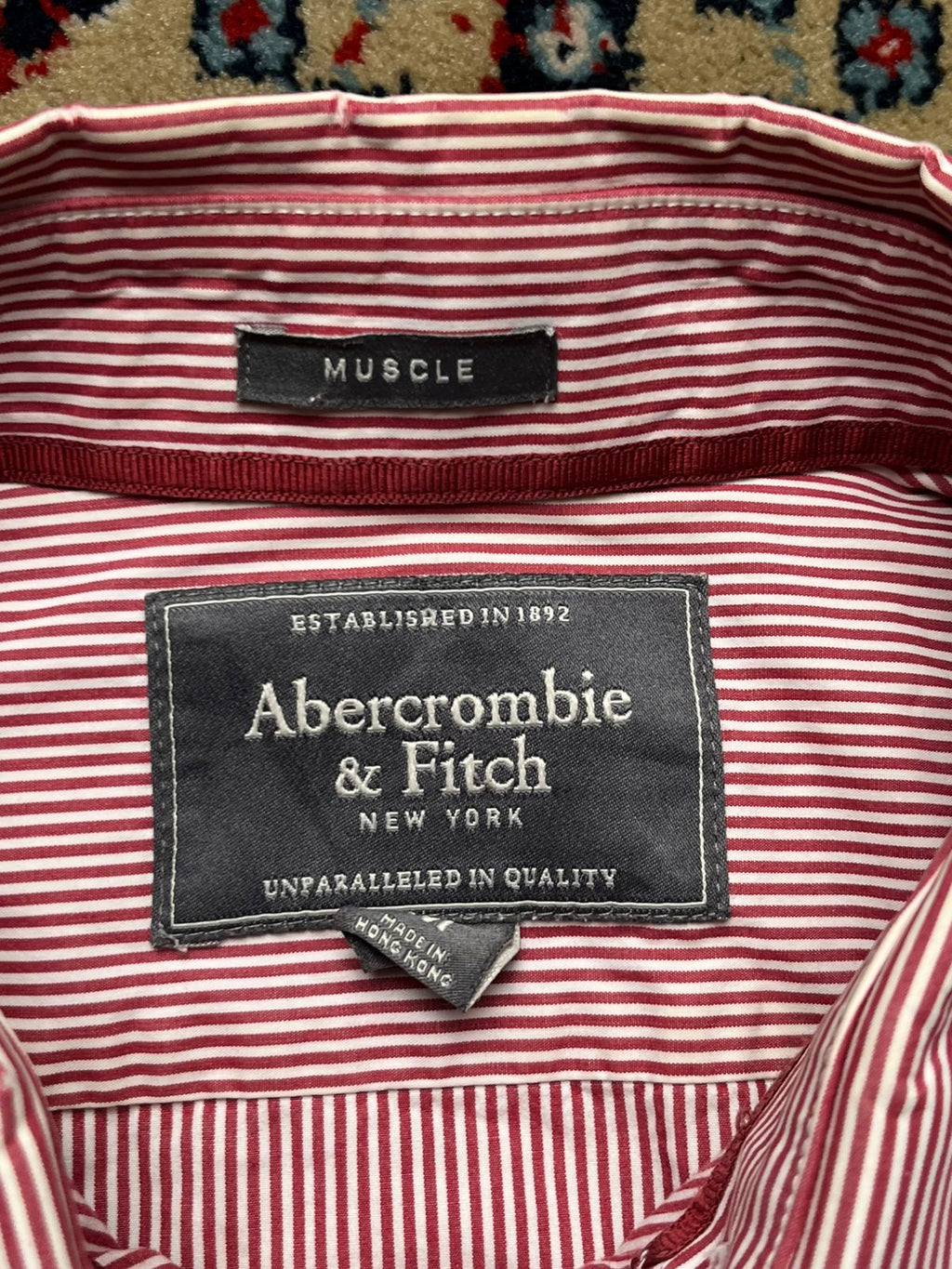 ABERCROMBIE & FITCH PINK STRIPED BUTTON DOWN SHIRT - L