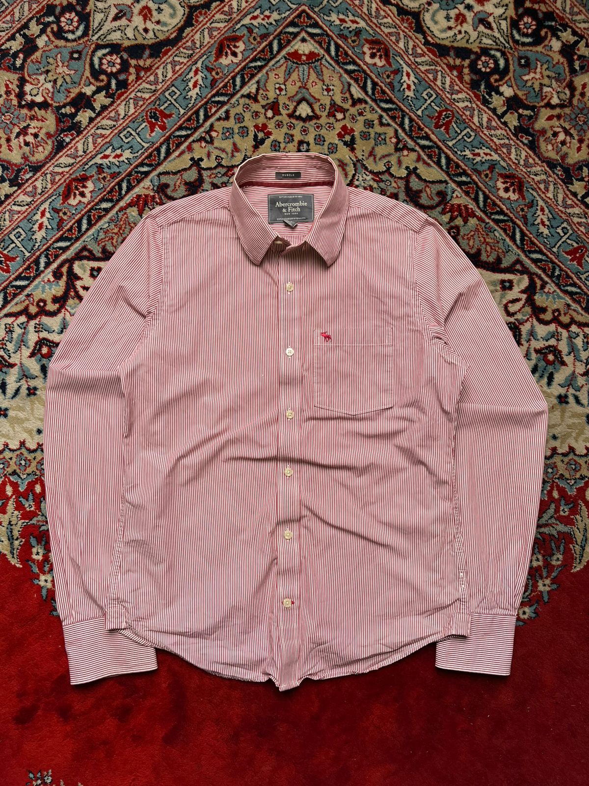 ABERCROMBIE & FITCH PINK STRIPED BUTTON DOWN SHIRT - L