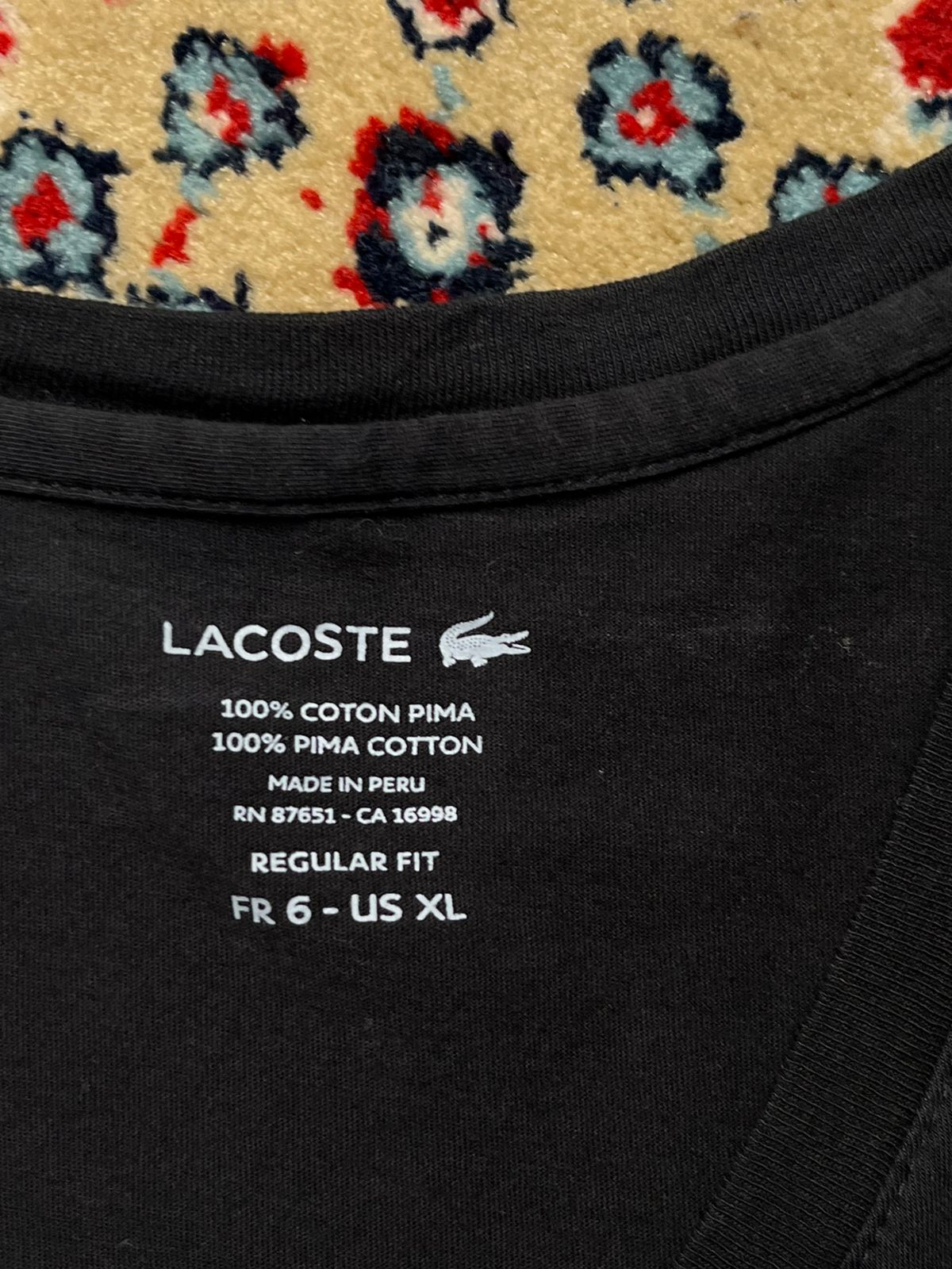 LACOSTE V-NECK BLACK COTTON TEE - L