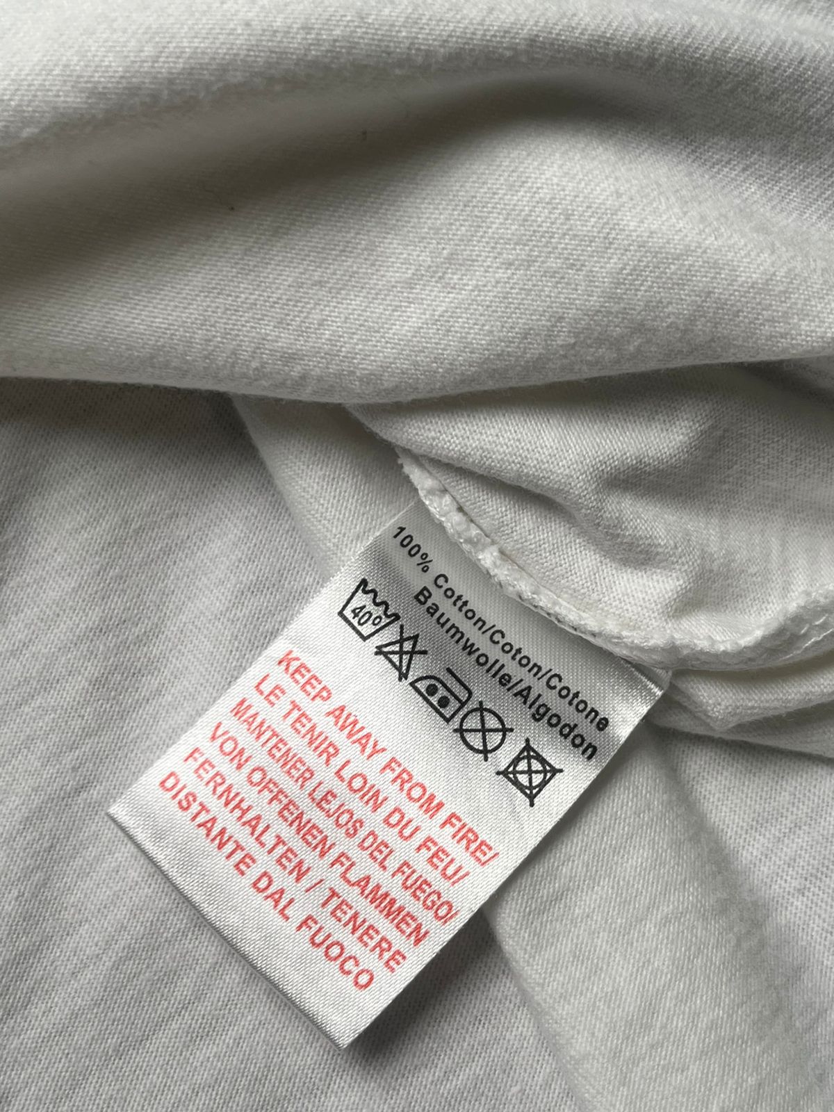 UMBRO WHITE COTTON TEE - XL