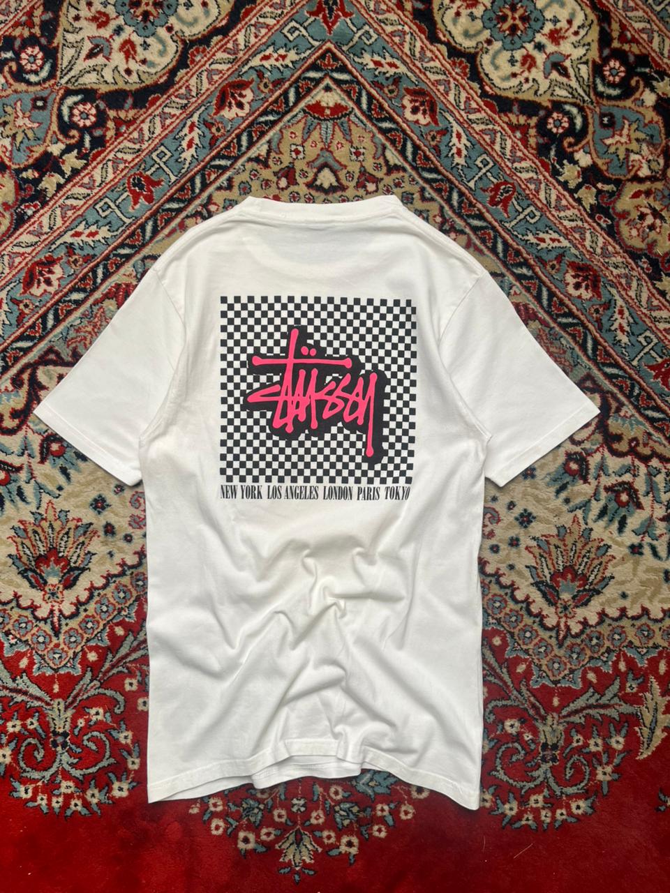 STUSSY WHITE GRAPHIC TEE - S