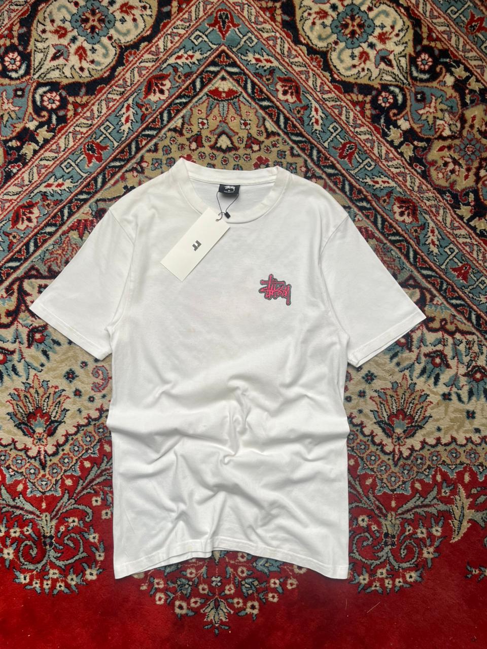 STUSSY WHITE GRAPHIC TEE - S