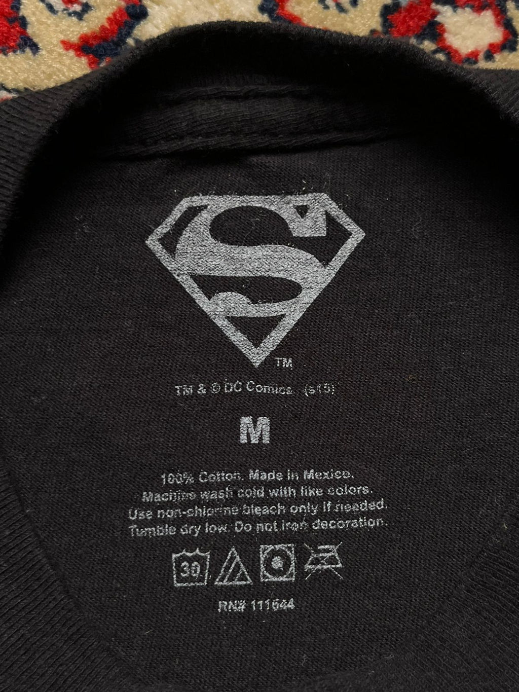 Superman Graphic BLACK Merch TEE - M