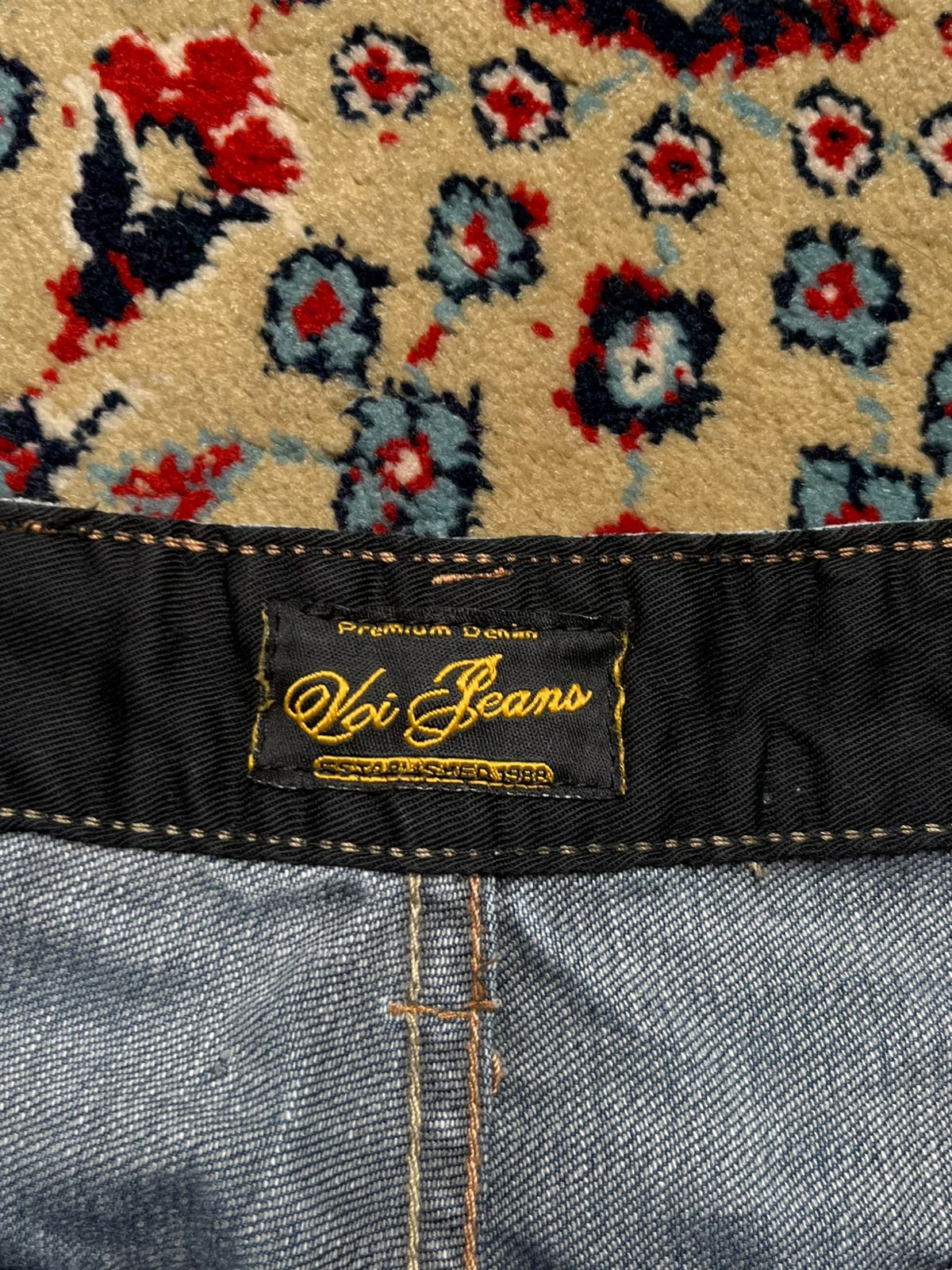 VOI DARK WASHED STRAIGHT FIT BIKER JEANS - 32