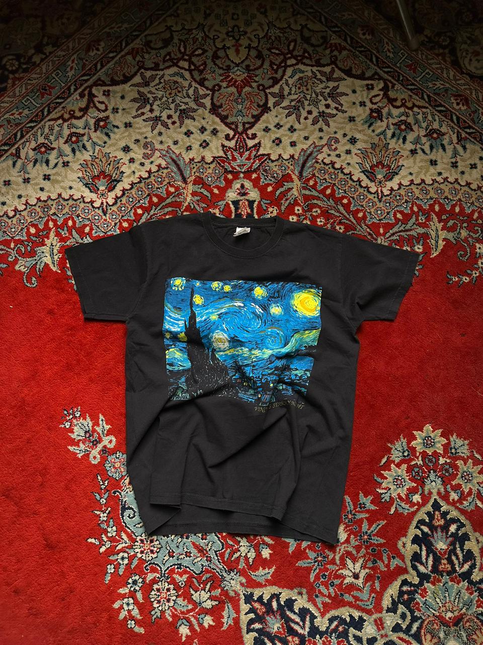 FRUIT OF THE LOOM VAN GOGHs GRAPHIC BLACK TEE - M