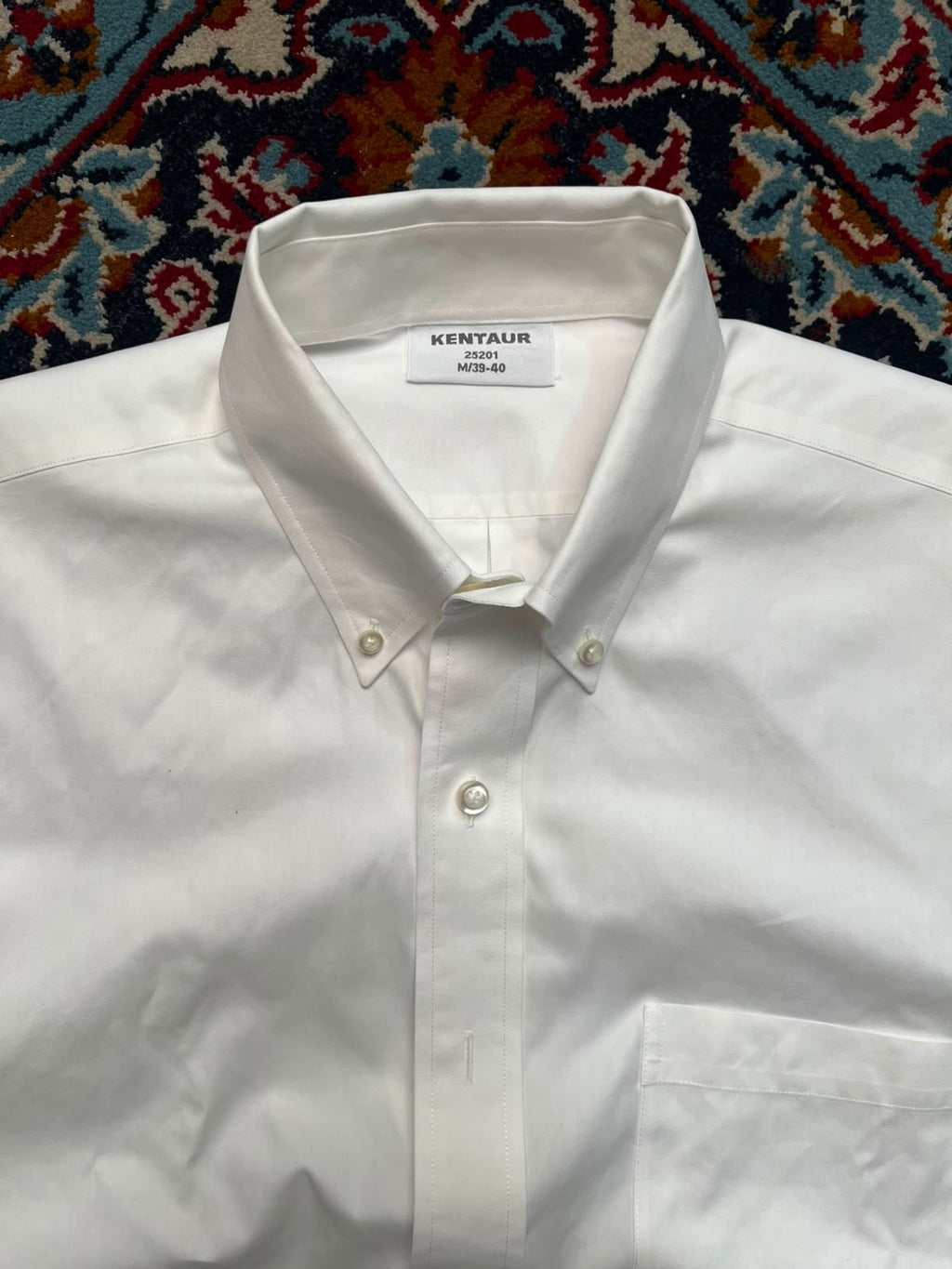 KENTAUR White BUTTON DOWN SHIRT - L