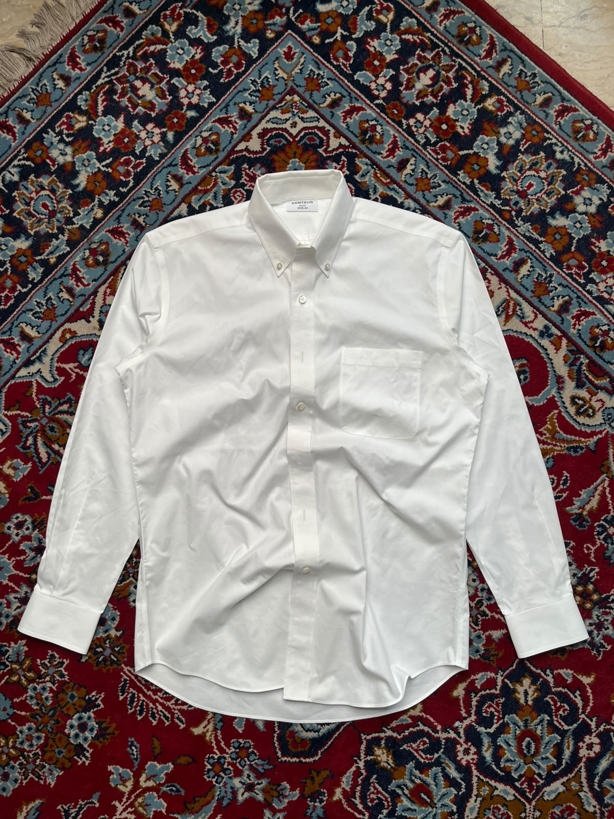 KENTAUR White BUTTON DOWN SHIRT - L