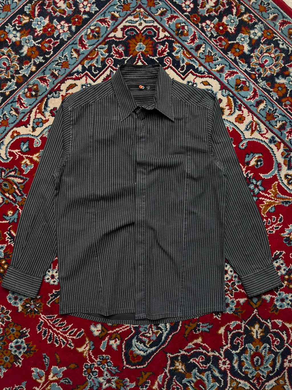 FREE PLANET BLACK WHITE DOT PRINT CASUAL BUTTON DOWN SHIRT - M