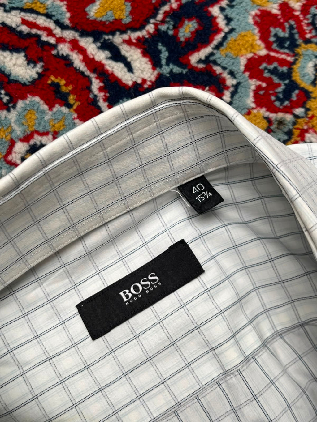 HUGO BOSS WHITE CHECK PLAID BUTTON DOWN SHIRT - L