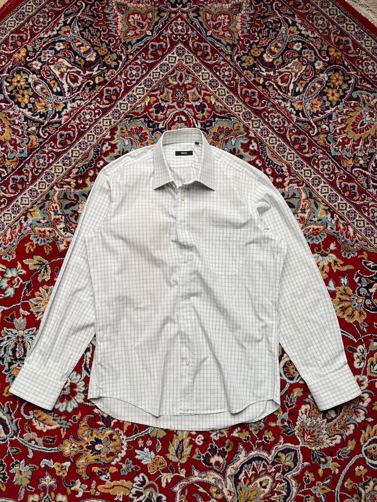 HUGO BOSS WHITE CHECK PLAID BUTTON DOWN SHIRT - L