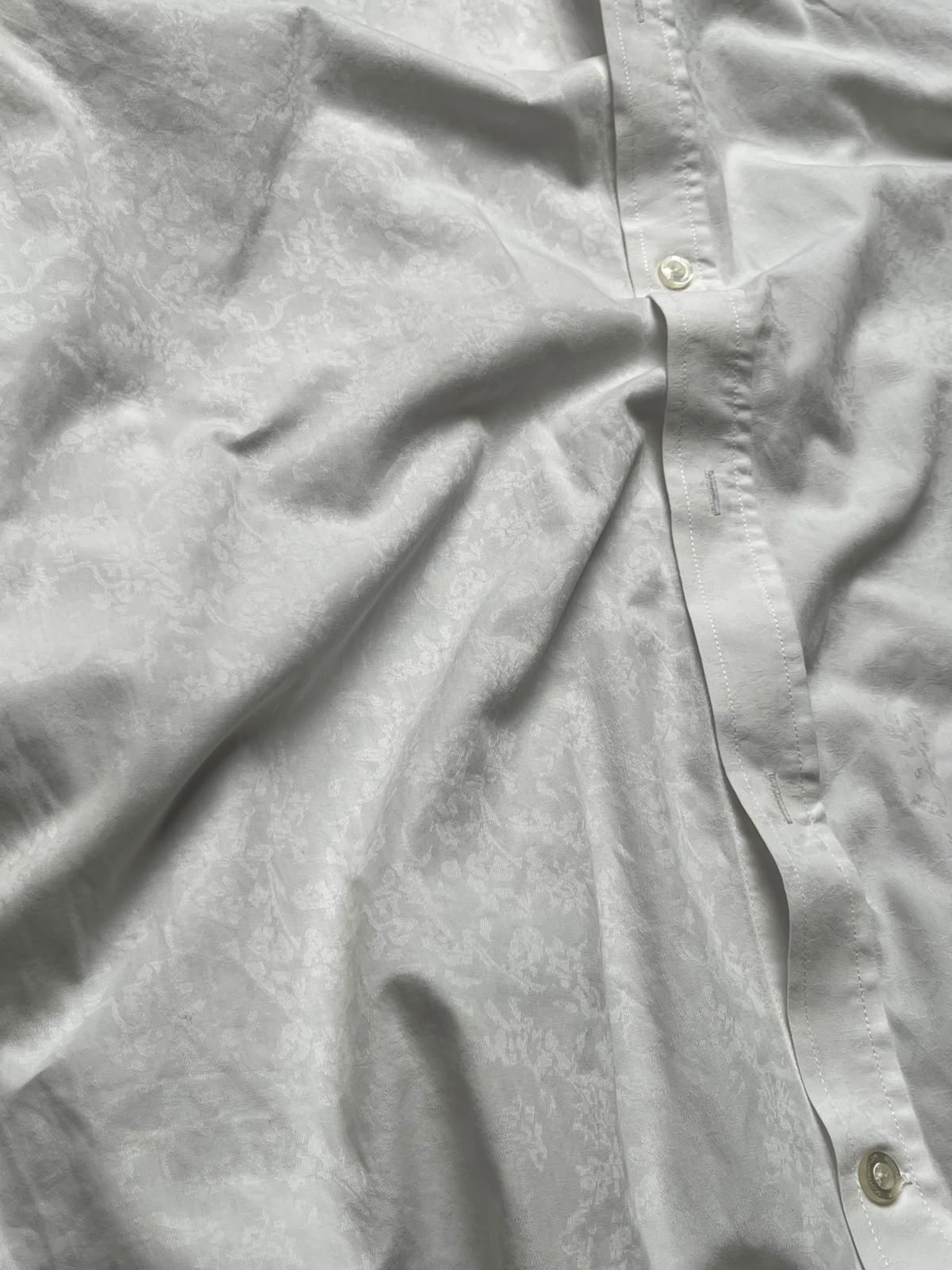 SCOTT & TAYLOR Easy Care White Floral Jacquard  BUTTON DOWN SHIRT - XL