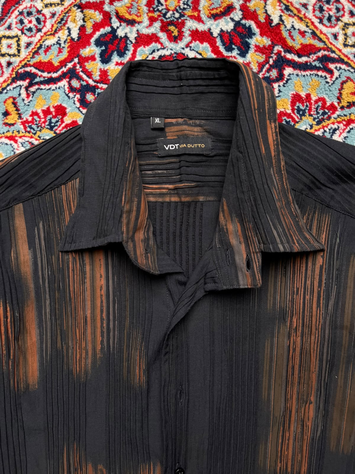 VDT Via Dutto Abstract Brushstroke Pleated Textured Button Down Shirt - M