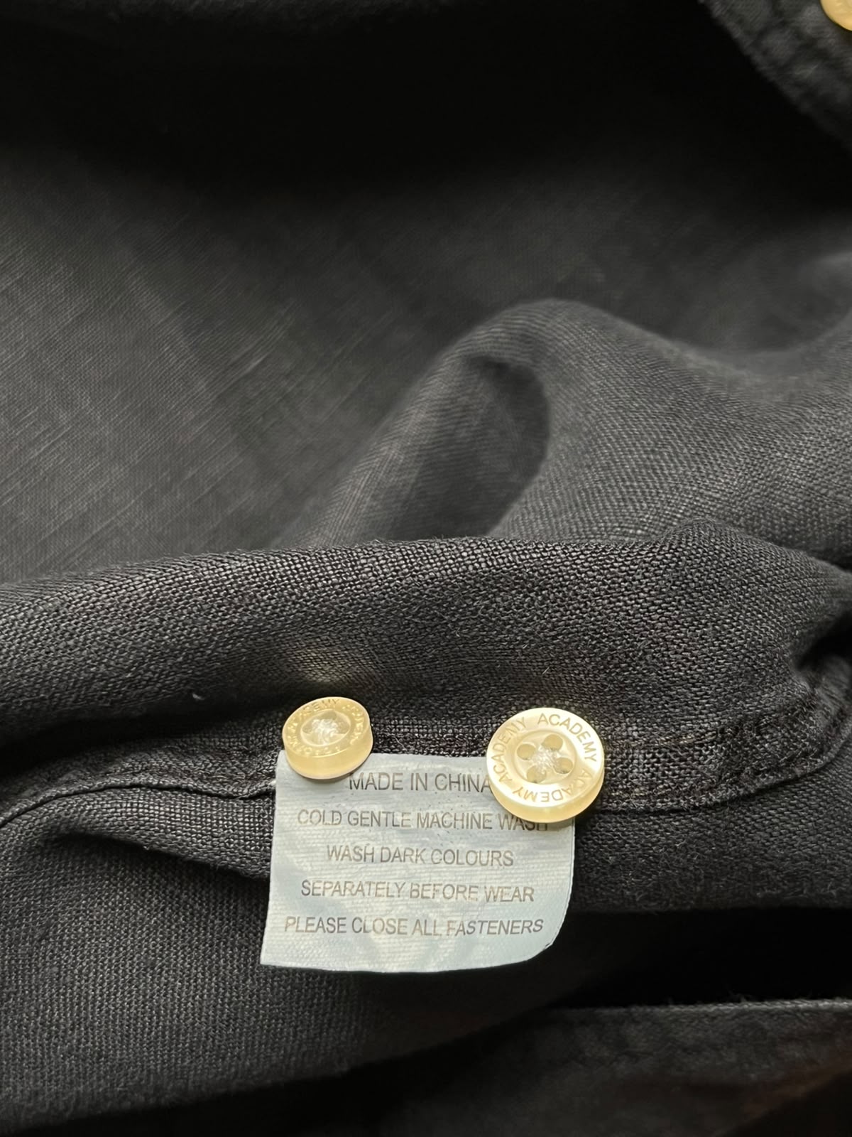 THE ACADEMY BRAND Solid Black Linen BUTTON DOWN SHIRT - L