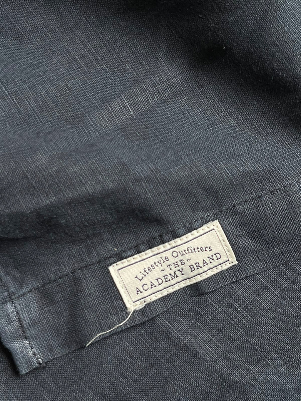 THE ACADEMY BRAND Solid Black Linen BUTTON DOWN SHIRT - L