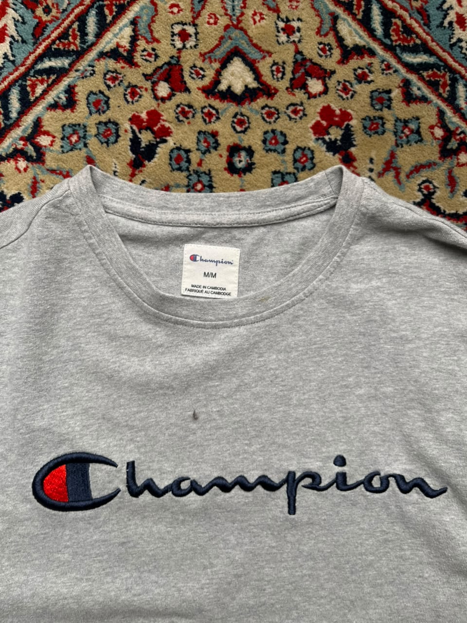 Champion Essential GREY Crewneck Long Sleeve Shirt - M