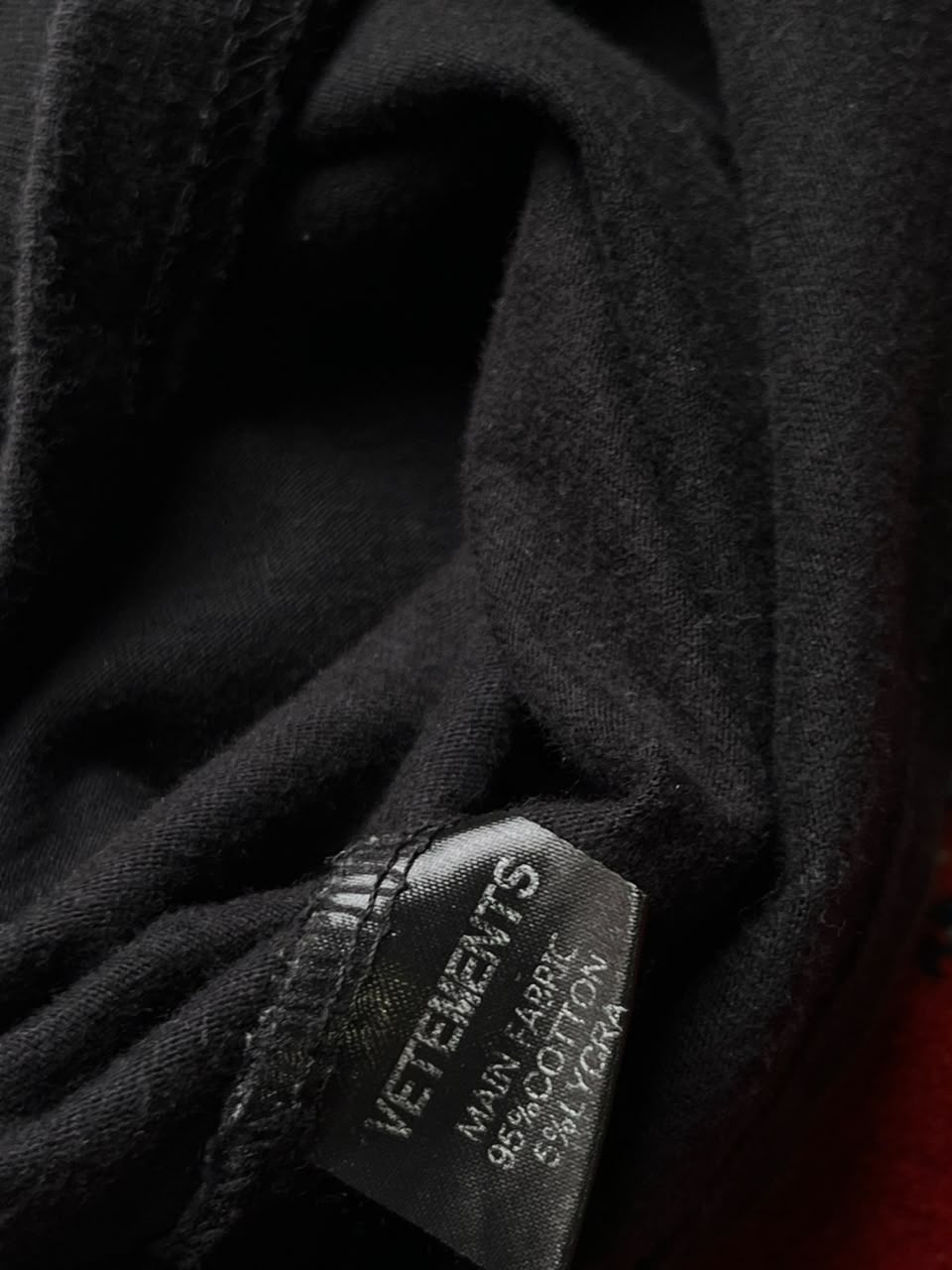 VINTAGE VETEMENTS BLACK GRAPHIC TEE - L