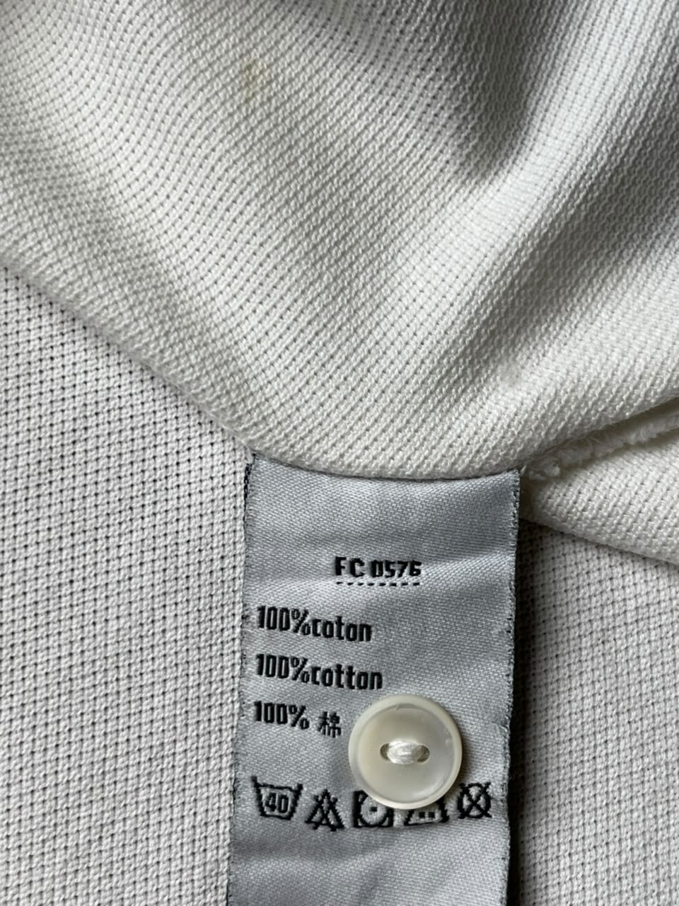 VINTAGE LACOSTE WHITE COTTON POLO TEE - L