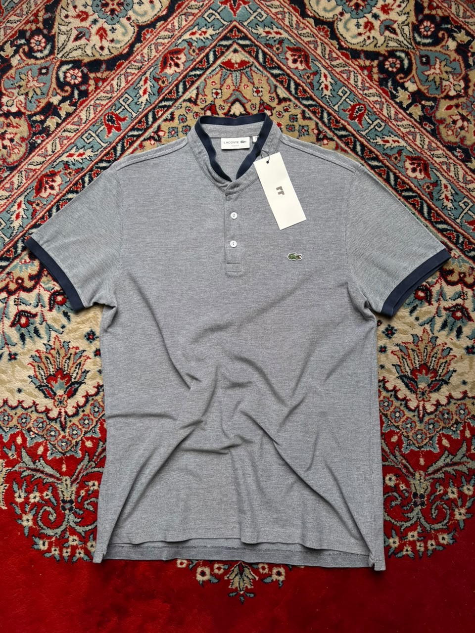 VINTAGE LACOSTE GREY HENLEY SIM FIT TEE - M