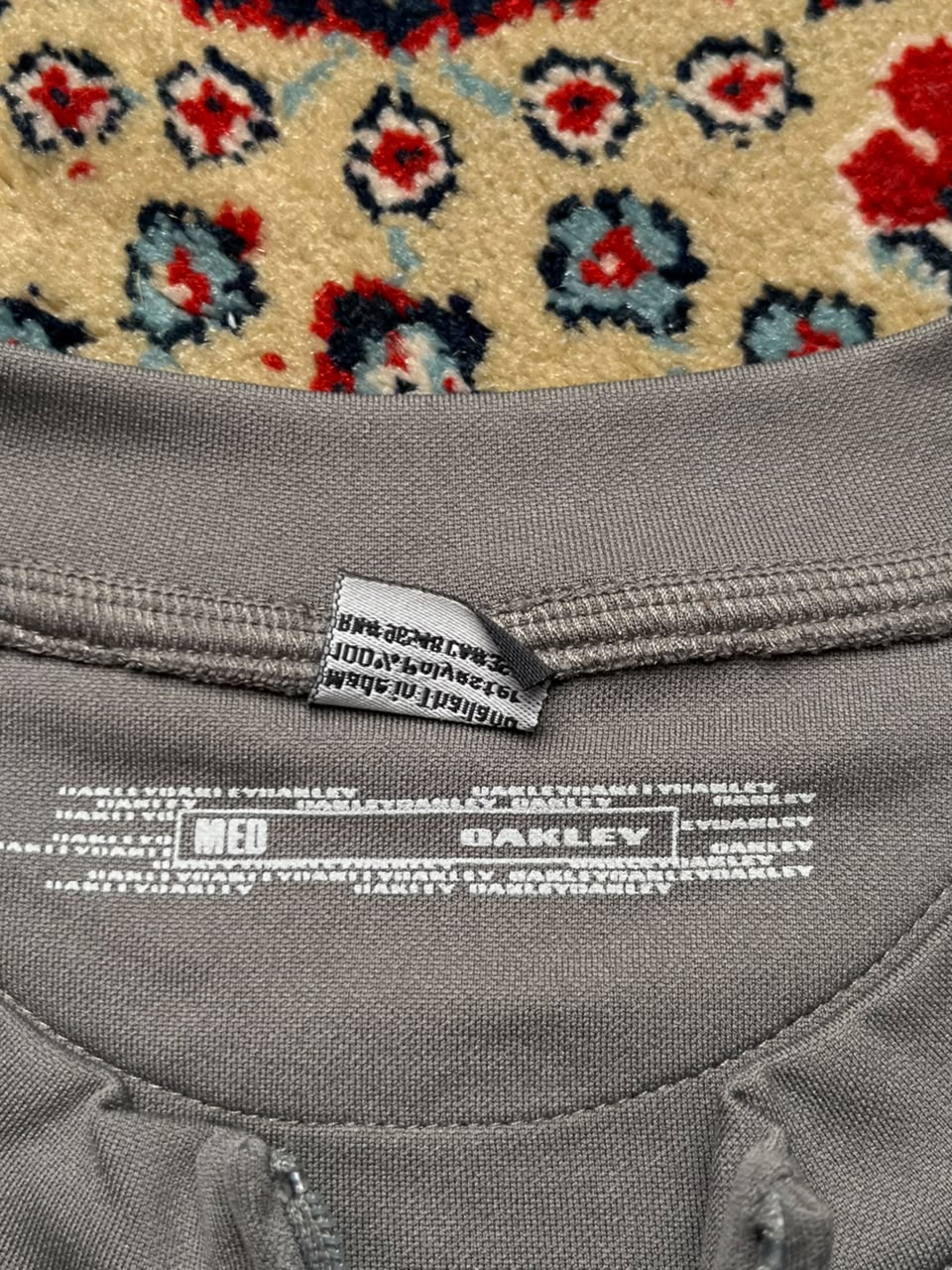 Vintage Oakley Sportswear Quarter-Zip Tee - M
