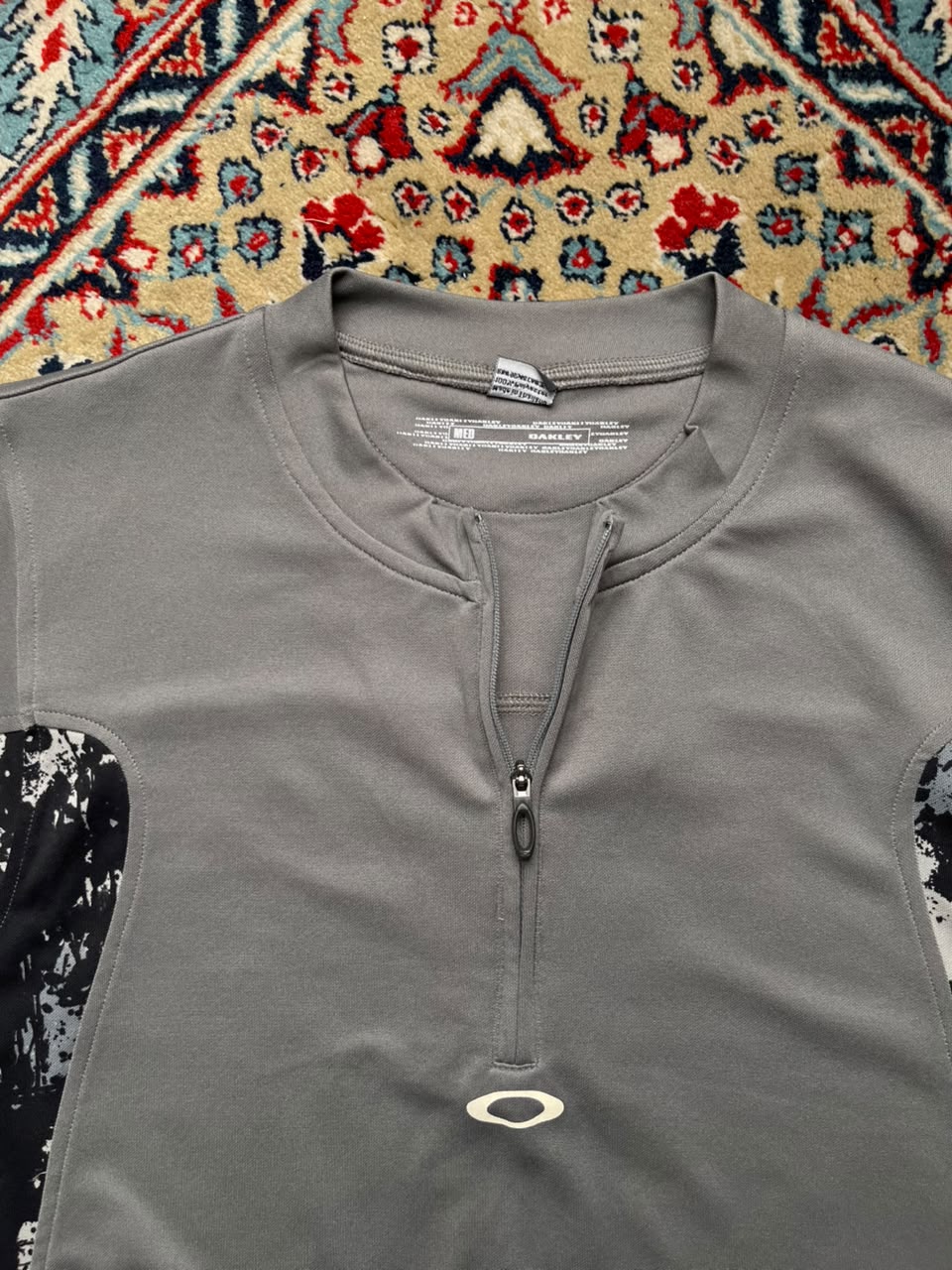Vintage Oakley Sportswear Quarter-Zip Tee - M