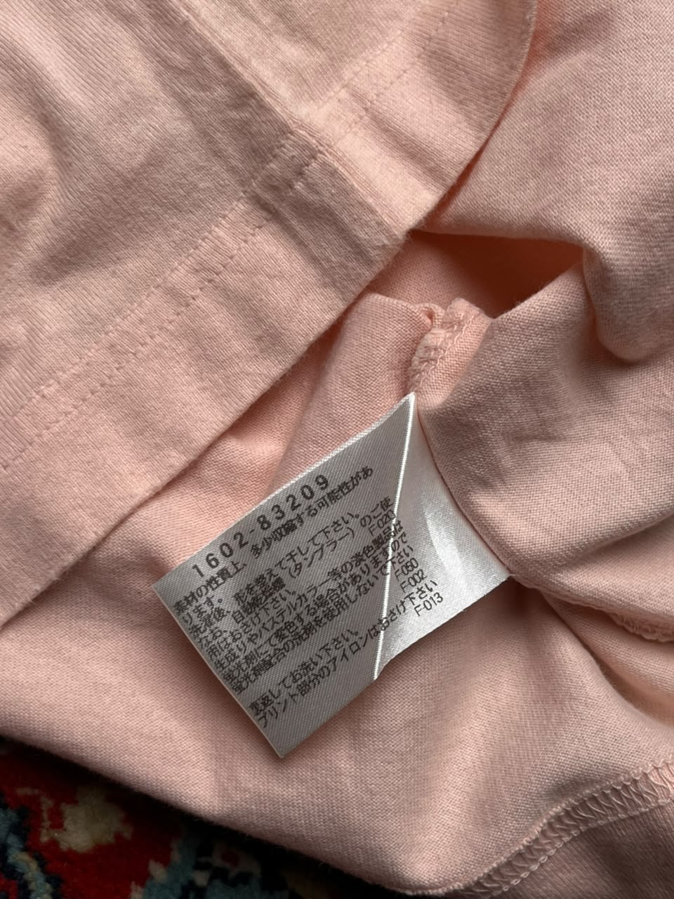 Vintage CROCODILE PINK GRAPHIC TEE - M