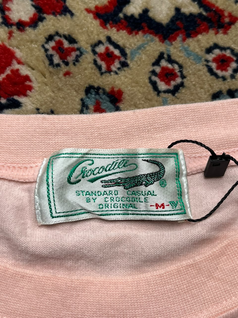 Vintage CROCODILE PINK GRAPHIC TEE - M