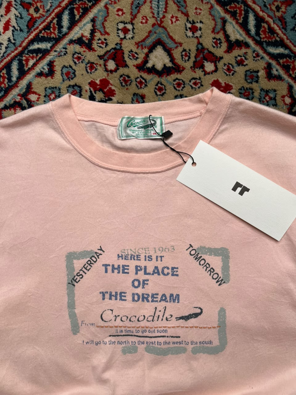 Vintage CROCODILE PINK GRAPHIC TEE - M