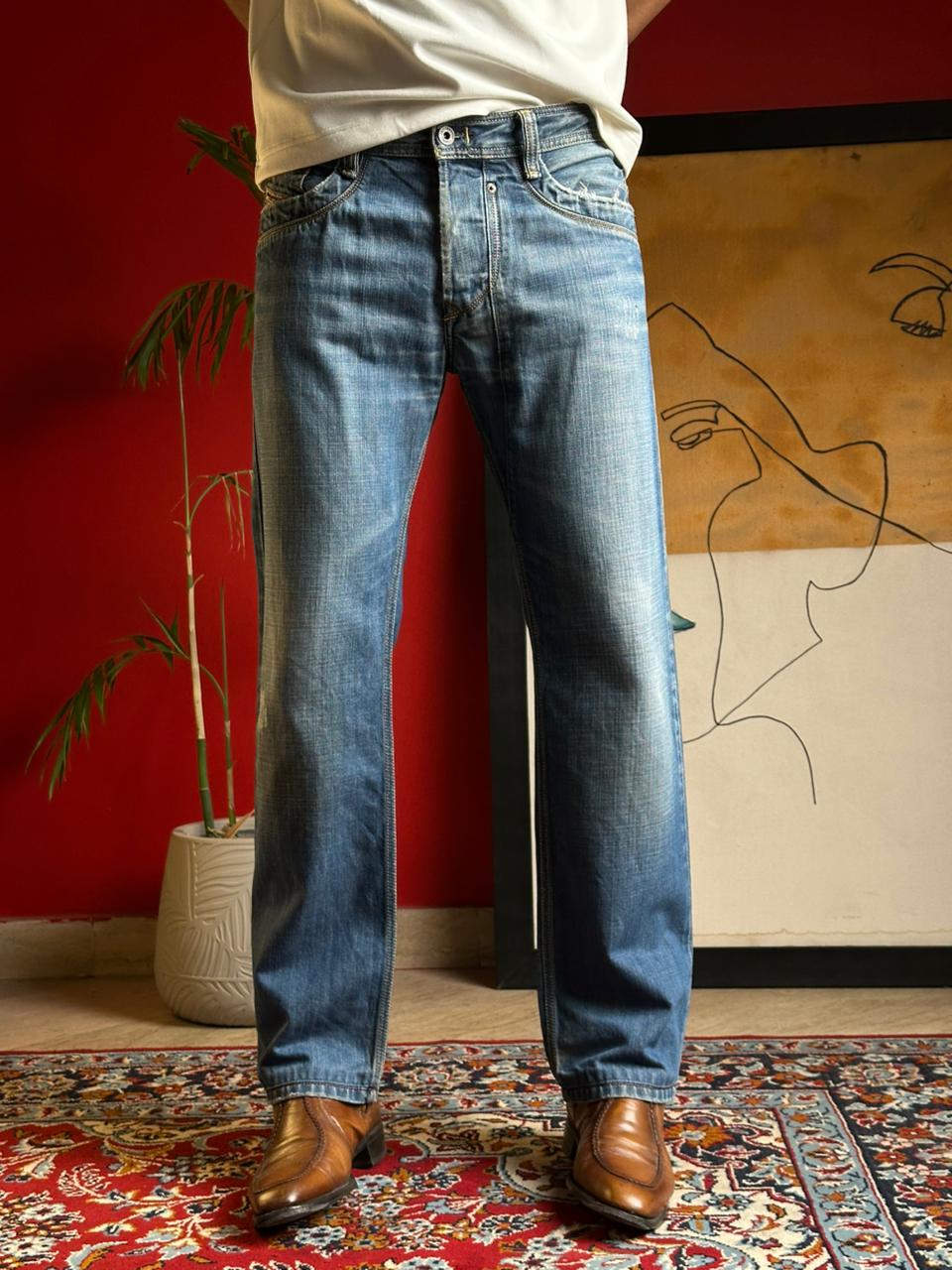DIESEL TIMMEN(STRAIGHT FIT) NON-STRETCH JEANS - 32