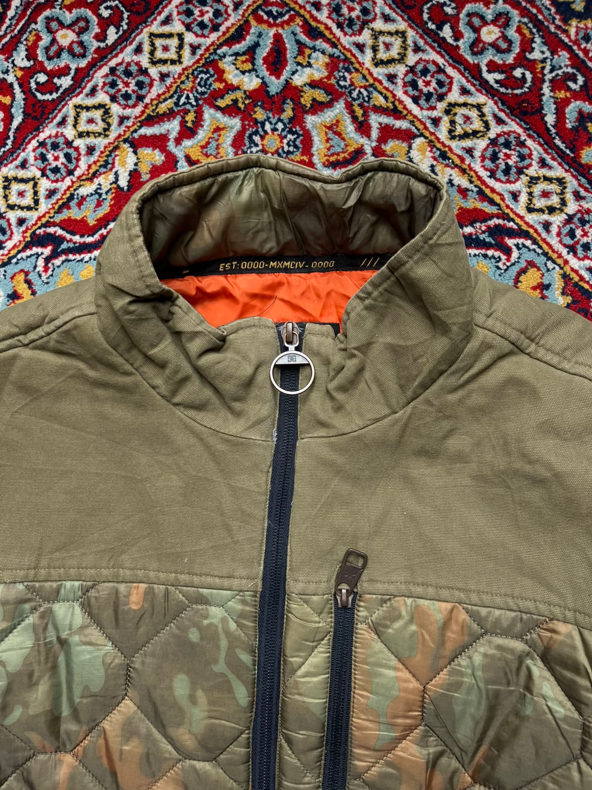 DC SHOES RIDE BUILT SERIES CAMO QUILTED SNOWBOARDING JACKET - L