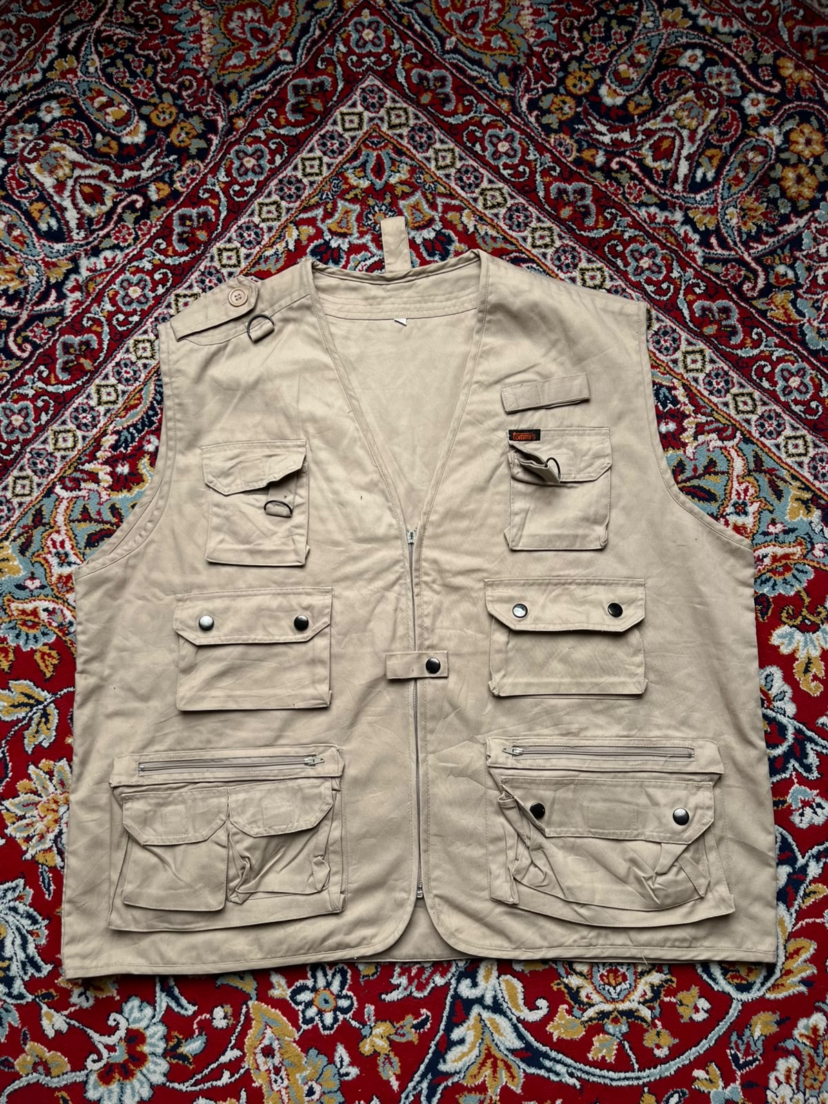 TOMMI'S BEIGE MULTI POCKET FISHING VEST - XL