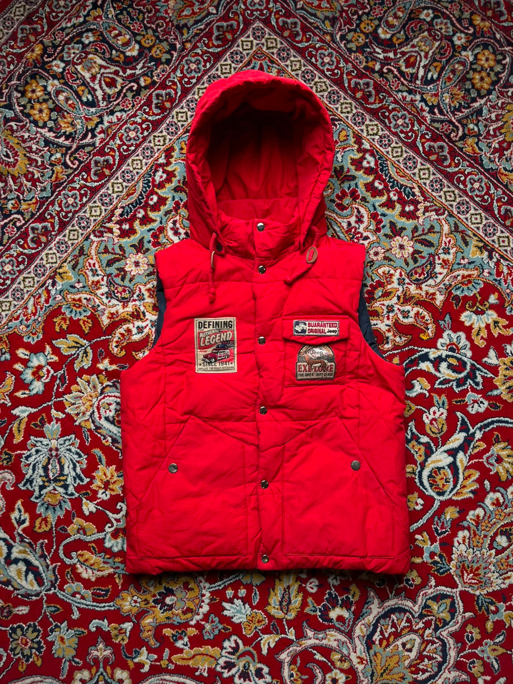 JEEP REVERSIBLE PUFFER DETACHABLE HOOD RED JACKET - M