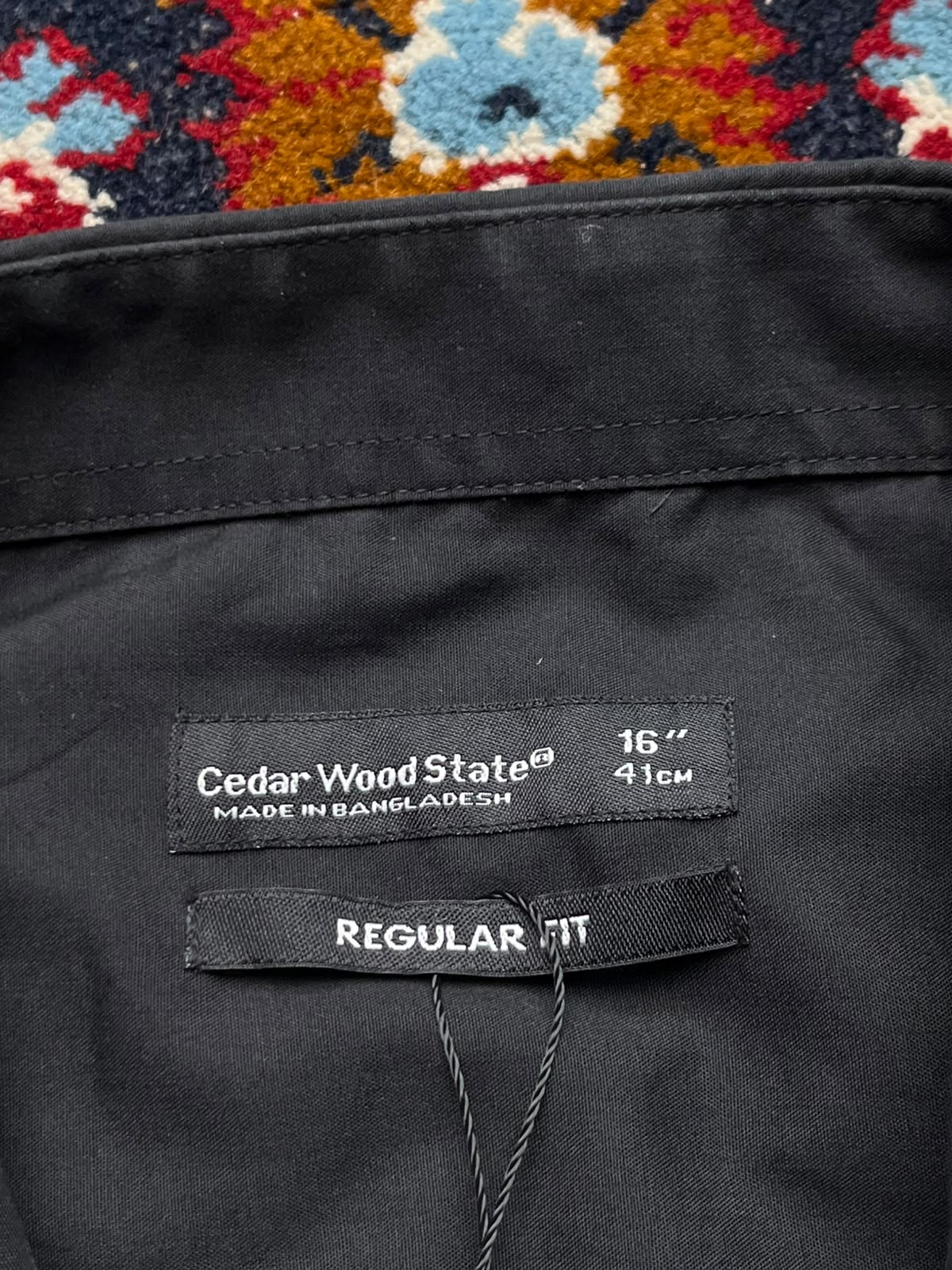 Cedar Wood State Black Plain Regular Fit Button Down Shirt - L