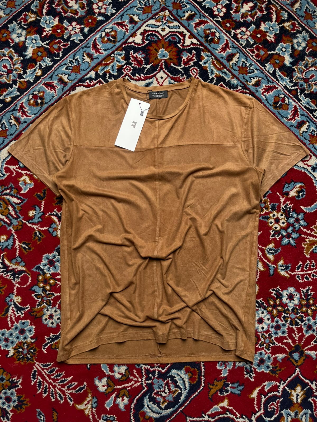 ZARA MAN BROWN SUEDE TEE - L