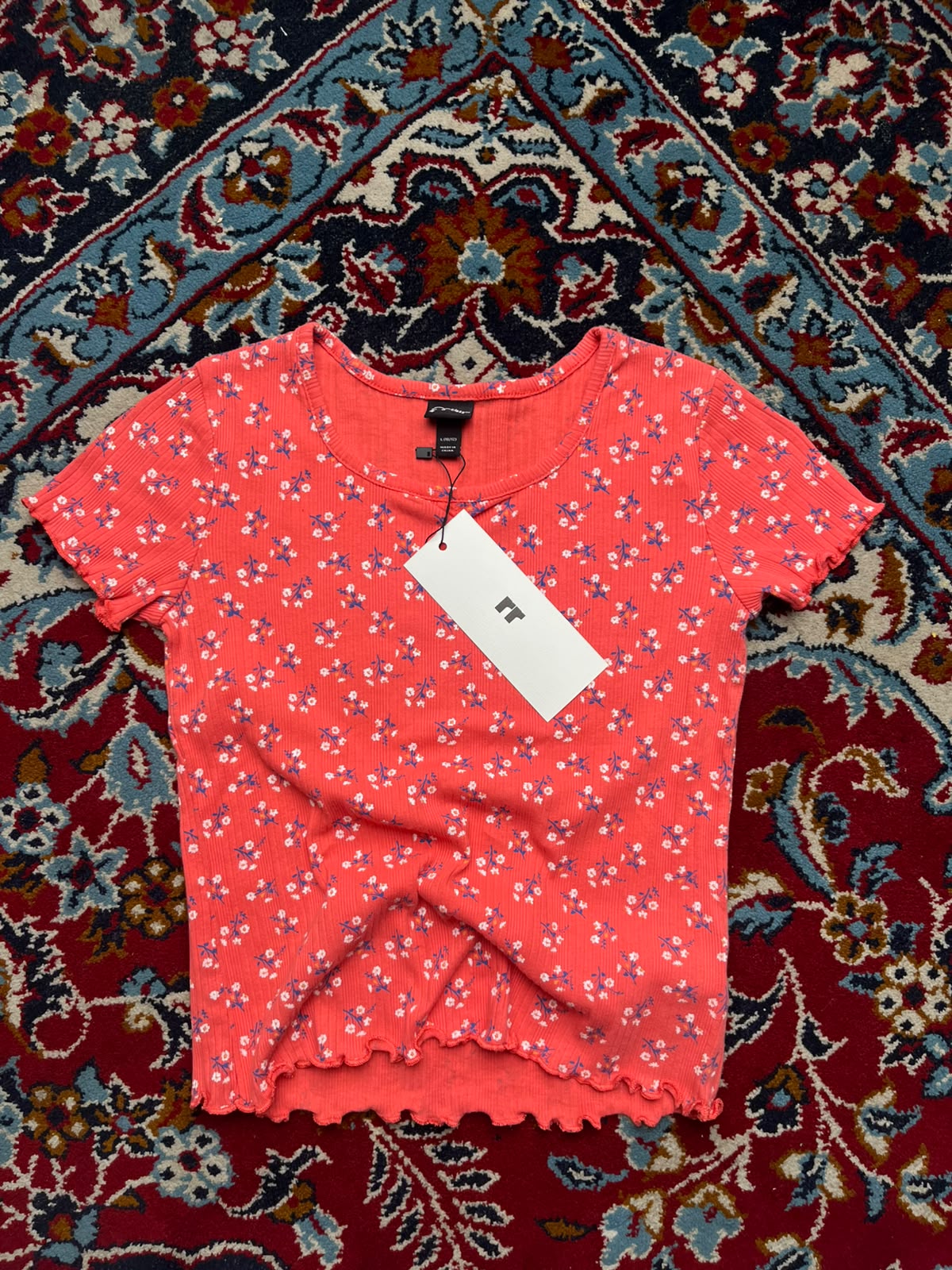 Art Class Target Coral Red Floral Lettuce Trim Ribbed TEE - XS