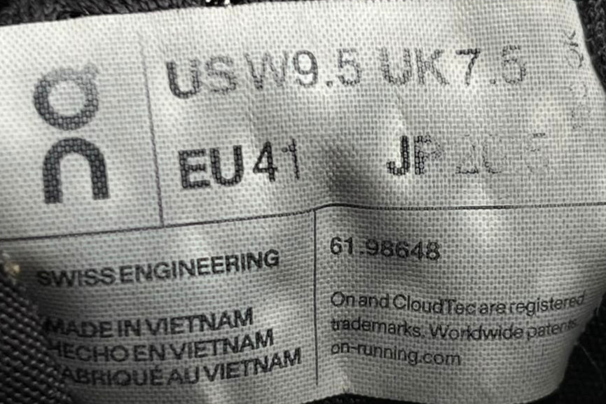 On Cloud Running Cloudsurfer Black CloudTec Phase - 41