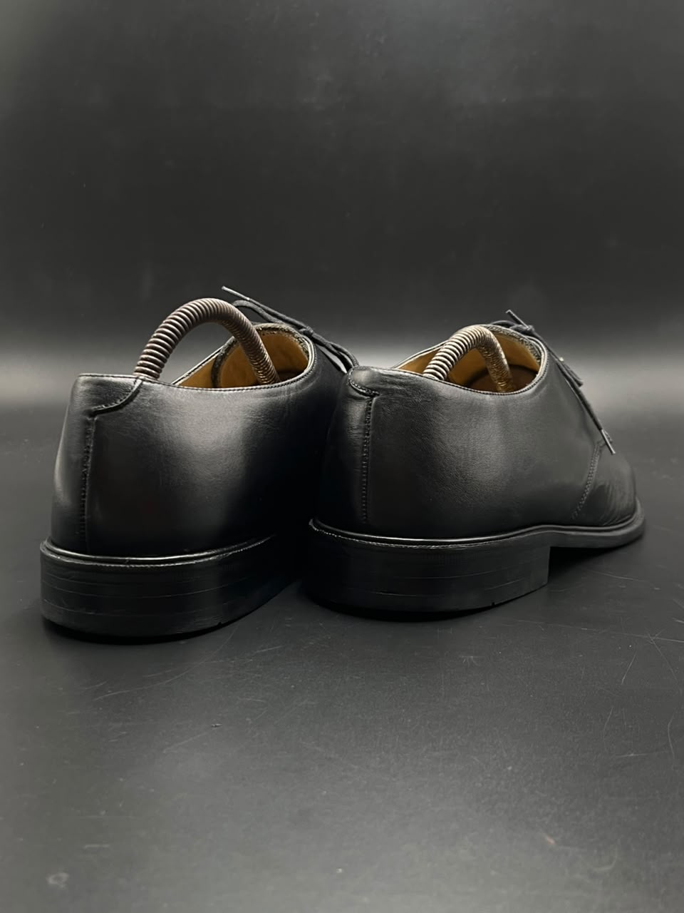 BALLY Black Leather Plain Toe Derby Oxford Loafers