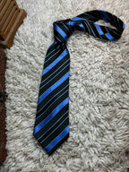 Hudson & Oates Mens Black Blue Silver Diagonal Striped Formal 100% Silk Tie