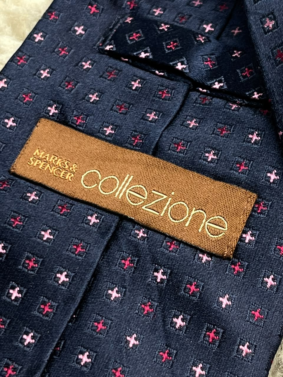MARKS & SPENCER Collezione Mens Navy Pink Geometric Cross Silk Dress Tie