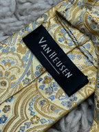 VAN HEUSEN Mens Yellow Gold Light Blue Floral Paisley 100% Silk Dress Tie