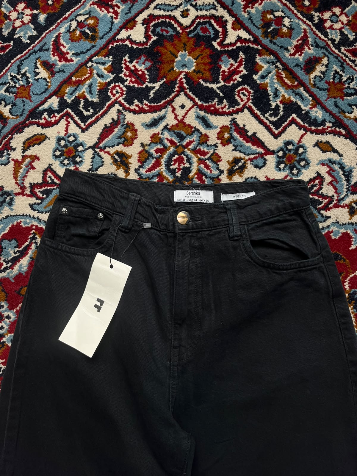 Bershka High Waisted Black Baggy JEANS - 24