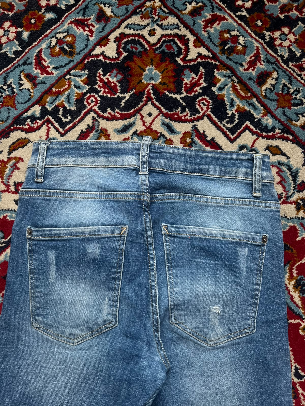 DSQUARED2 Light WashED Distressed Ripped Wide FIT Flared JEANS - 28