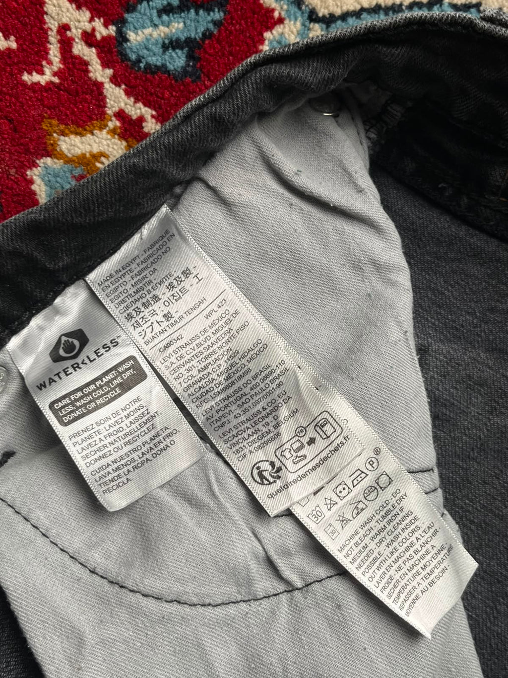 Levi's 502 Regular Taper Faded Black JEANS - 40