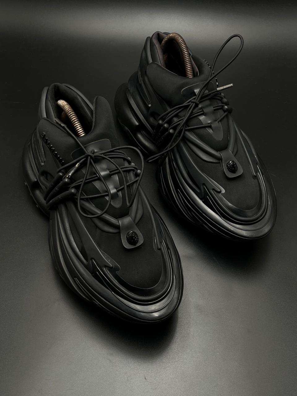 Balmain Unicorn Low-Top Sneakers - 42